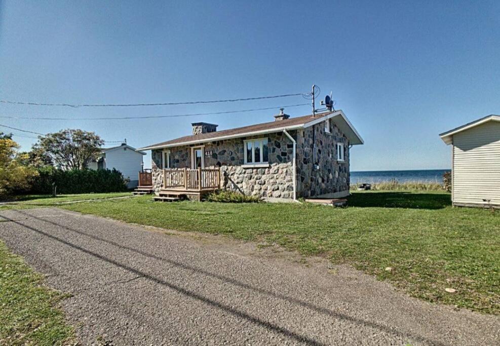 Le Petit Chalet De Pierres Sainte-Luce-sur-Mer Extérieur photo
